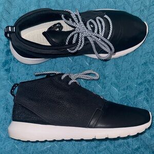 Nike Roshe Run NM Sneakerboot 'Black' - 8.5 Mens/ 10 Womens